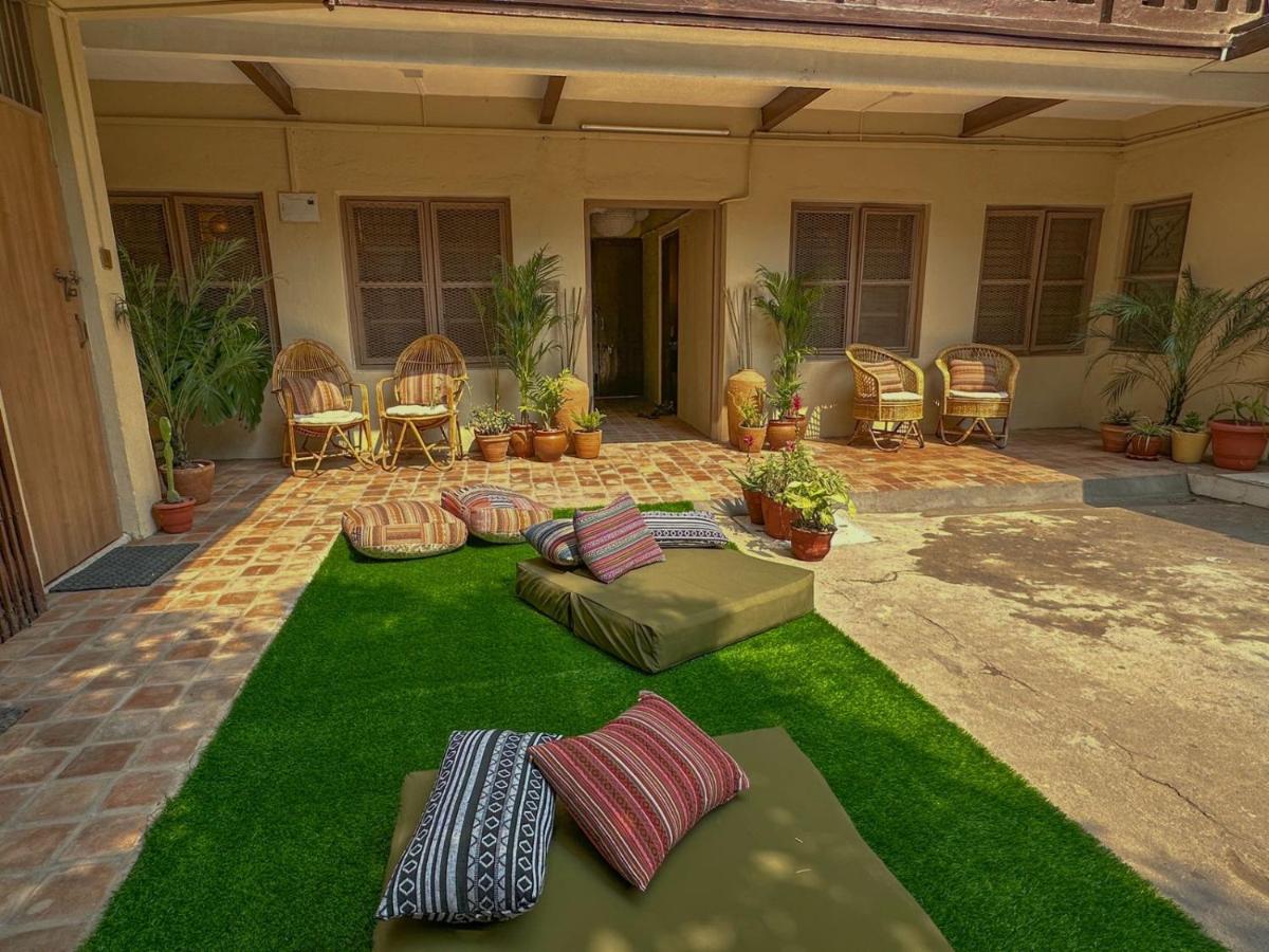The Melo Pomelo Courtyard. Apartman Katmandu Kültér fotó
