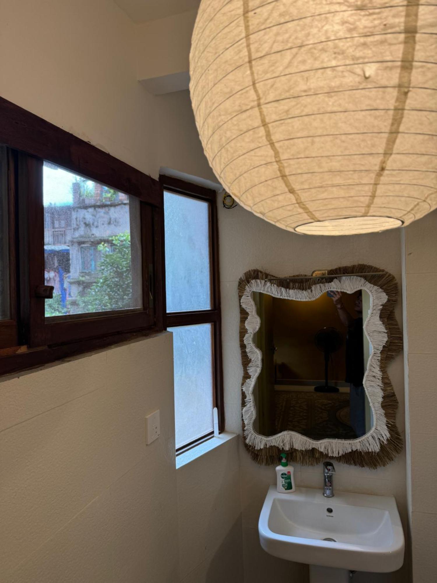 The Melo Pomelo Courtyard. Apartman Katmandu Kültér fotó